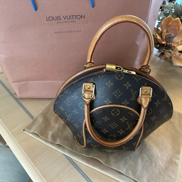 Louis Vuitton | Bags | Louis Vuitton Eclipse Authentic  display picture 2